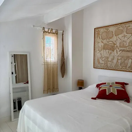 Appartement Superbe à Proximité Te Commerce 2goel27